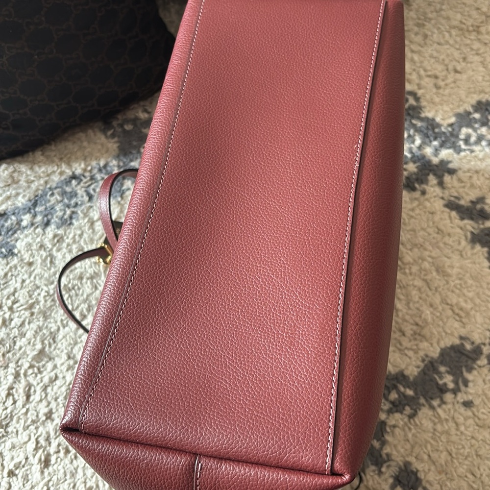 Nwts! COACH 🐎✨leather town tote - Picture 9 of 12